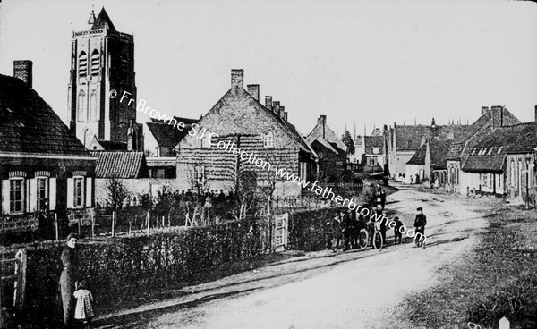 WORLD WAR 1 THE STREET, SHOWING CHURCH OF ST MARTIN?